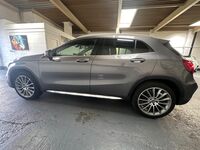 MERCEDES-BENZ GLA CLASS