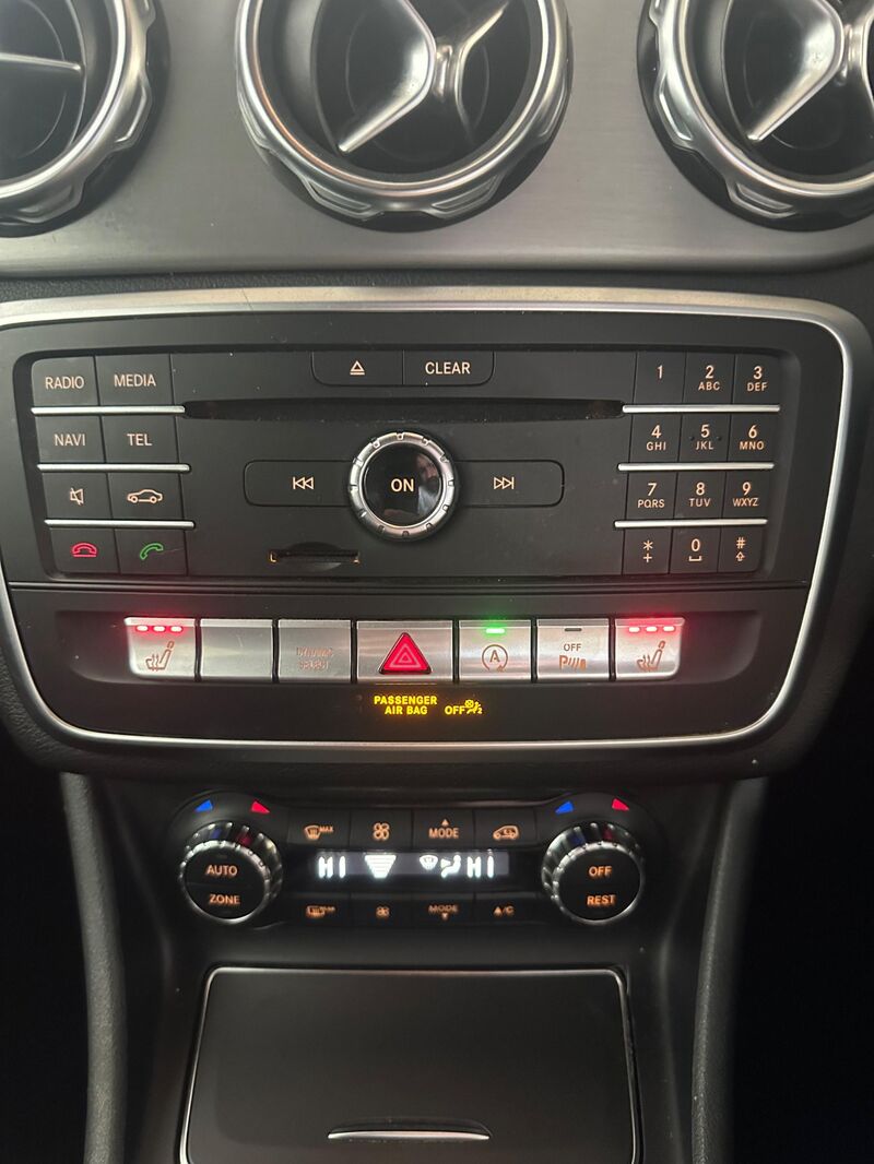 MERCEDES-BENZ GLA CLASS