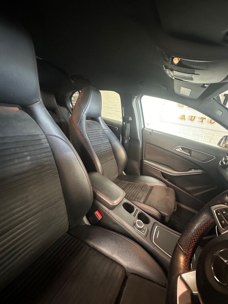 MERCEDES-BENZ GLA CLASS