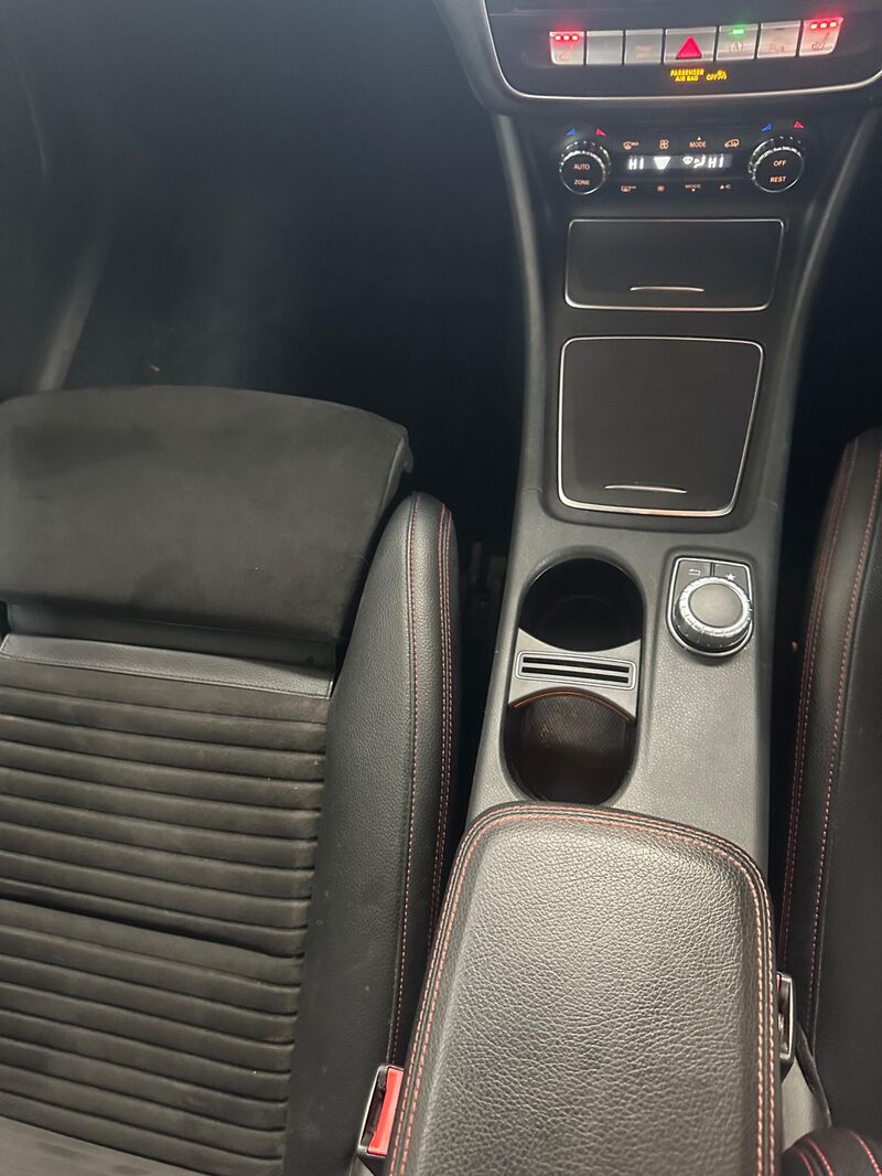 MERCEDES-BENZ GLA CLASS