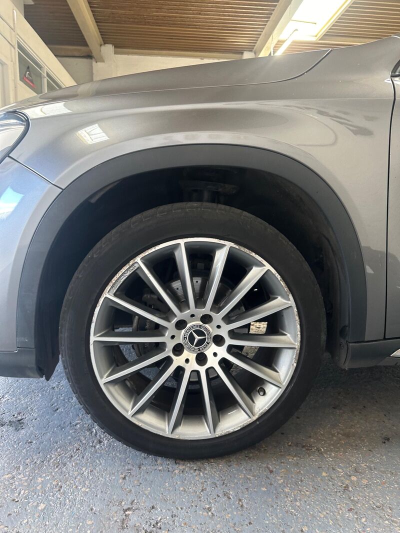 MERCEDES-BENZ GLA CLASS