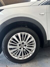 VAUXHALL GRANDLAND X