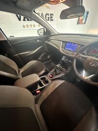 VAUXHALL GRANDLAND X