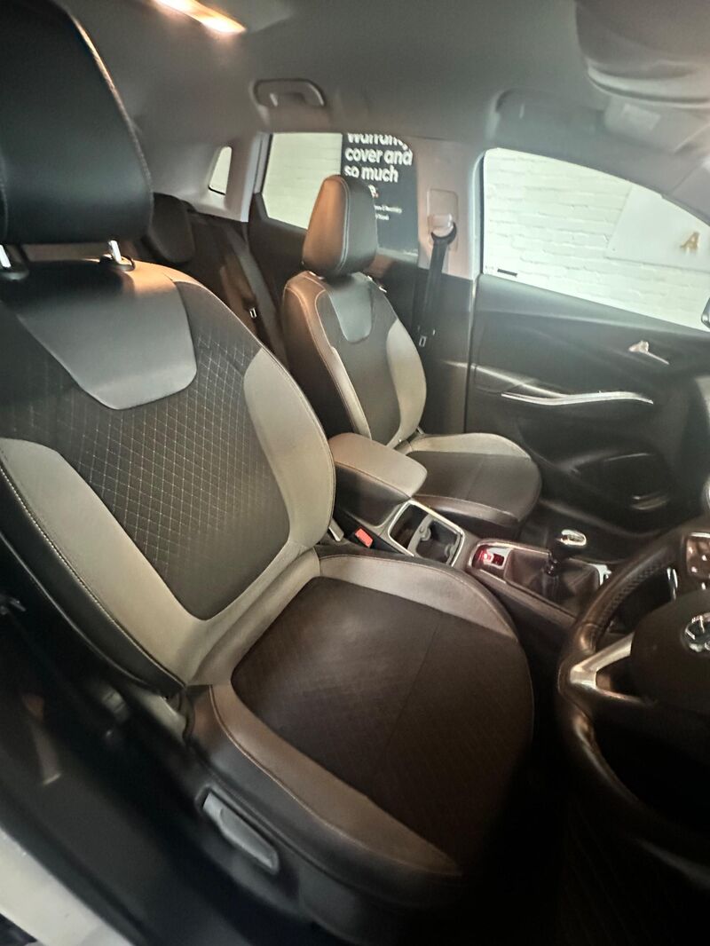 VAUXHALL GRANDLAND X