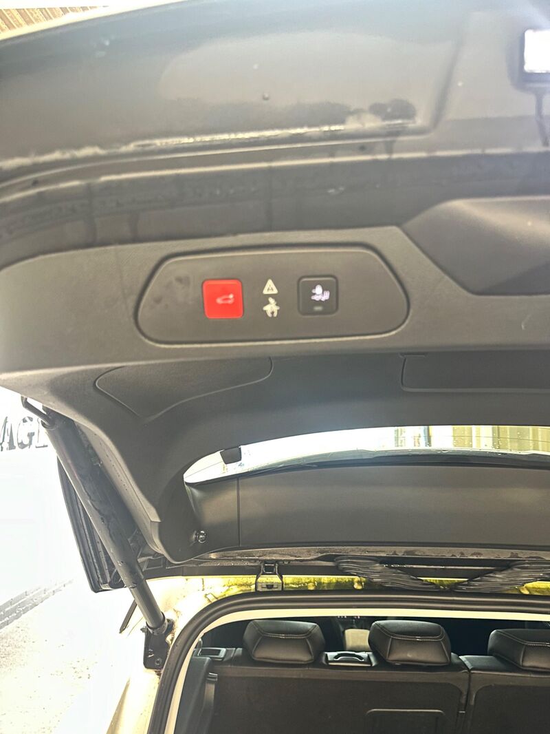 VAUXHALL GRANDLAND X