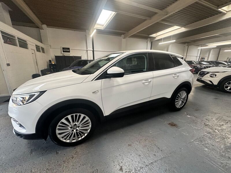 VAUXHALL GRANDLAND X