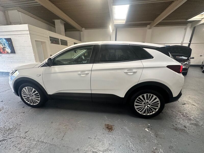 VAUXHALL GRANDLAND X