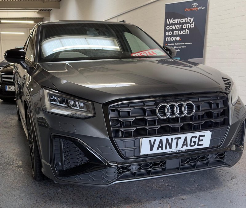 AUDI Q2