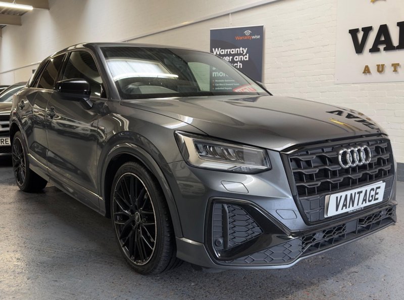 AUDI Q2