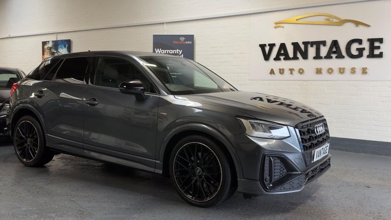AUDI Q2