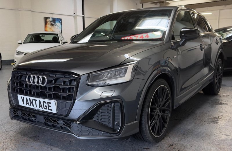AUDI Q2