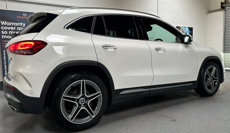 MERCEDES-BENZ GLA CLASS