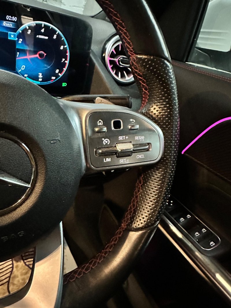 MERCEDES-BENZ GLA CLASS