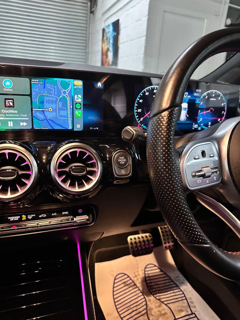 MERCEDES-BENZ GLA CLASS