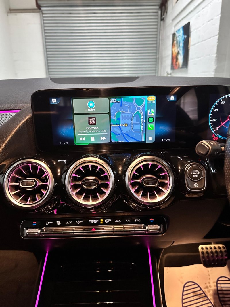 MERCEDES-BENZ GLA CLASS