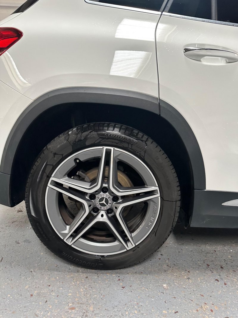 MERCEDES-BENZ GLA CLASS
