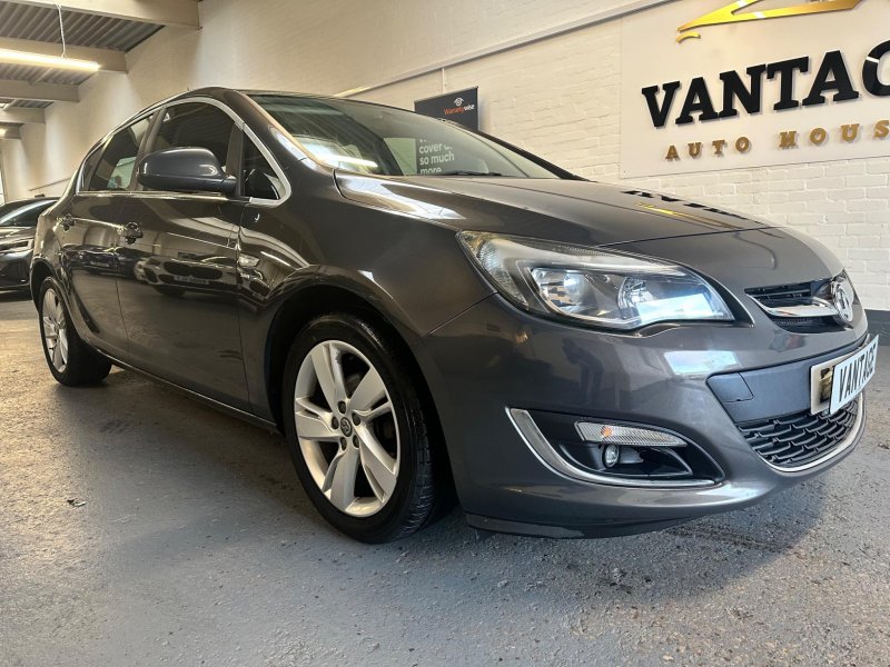 VAUXHALL ASTRA