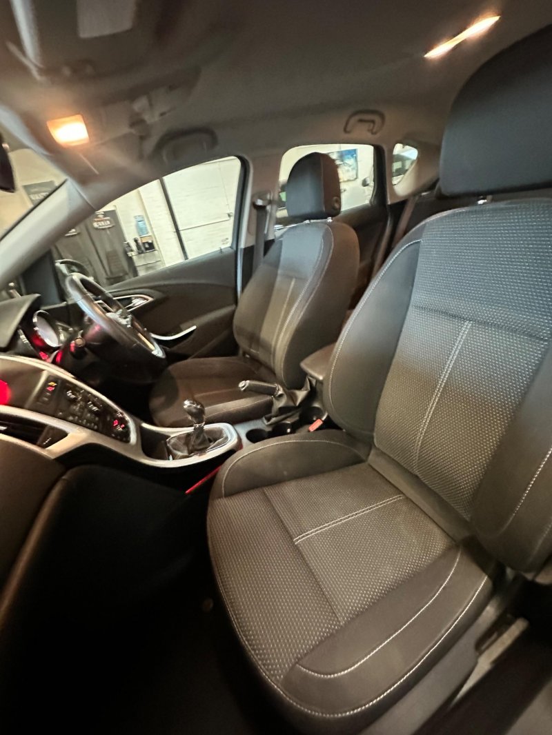 VAUXHALL ASTRA