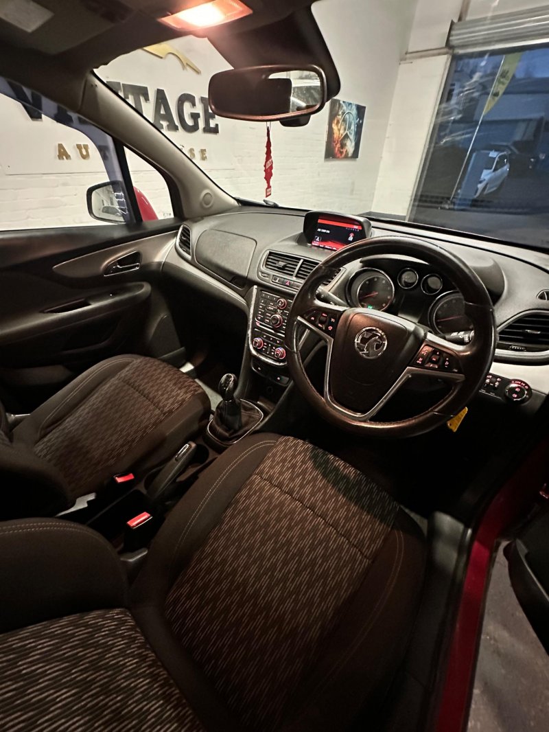 VAUXHALL MOKKA