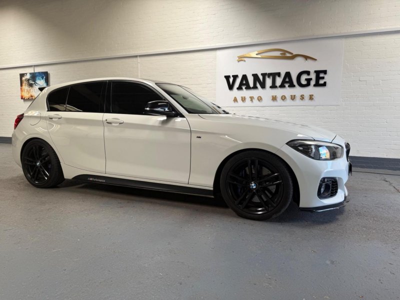 BMW 1 SERIES