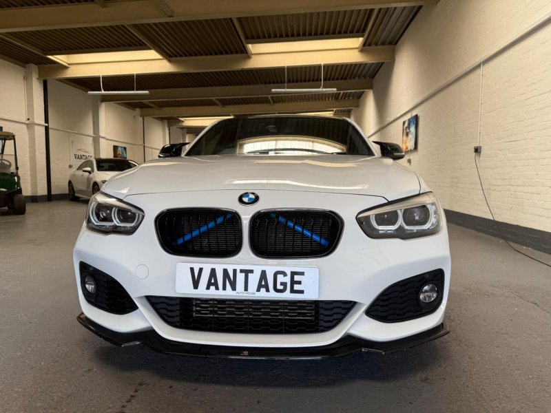 BMW 1 SERIES